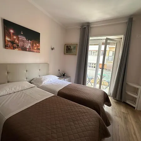 Golden Cipro Gasthof Rom